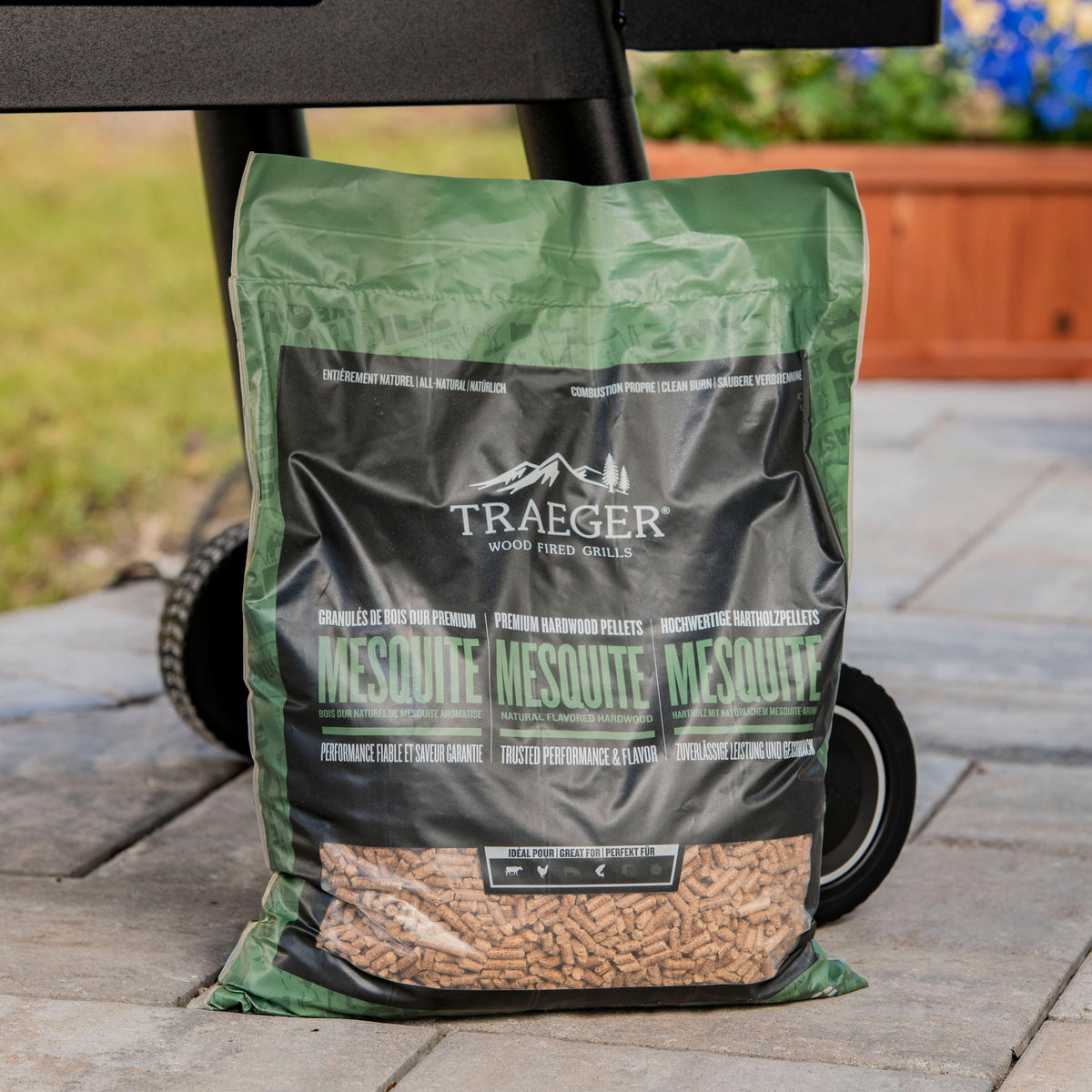 TRAEGER MESQUITE PELLETS 9 KG BAG TraxCarnistore